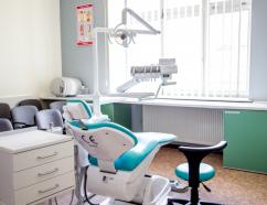 Fotel stomatologiczny w sali szkoleniowej Białystok