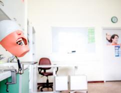 Specjalistyczne wyposażenie sali stomatologicznej Białystok