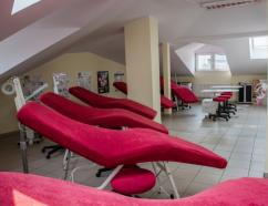 Sala do szkoleń w zakresie zabiegów kosmetycznych w budynku TEB przy ulicy Żeromskiego w Rzeszowie
