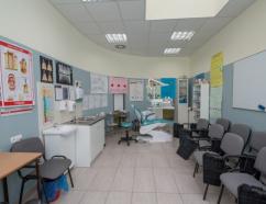 Pracownia asystentki i higienistki stomatologicznej w budynku TEB przy ulicy Jana Pawła II w Tychach