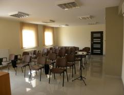 Sala do przeprowadzania szkoleń oraz konferencji, mieszcząca się w Tarnowie