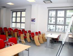 sala szkoleniowa w ustawieniu teatralnym w centrum Poznania