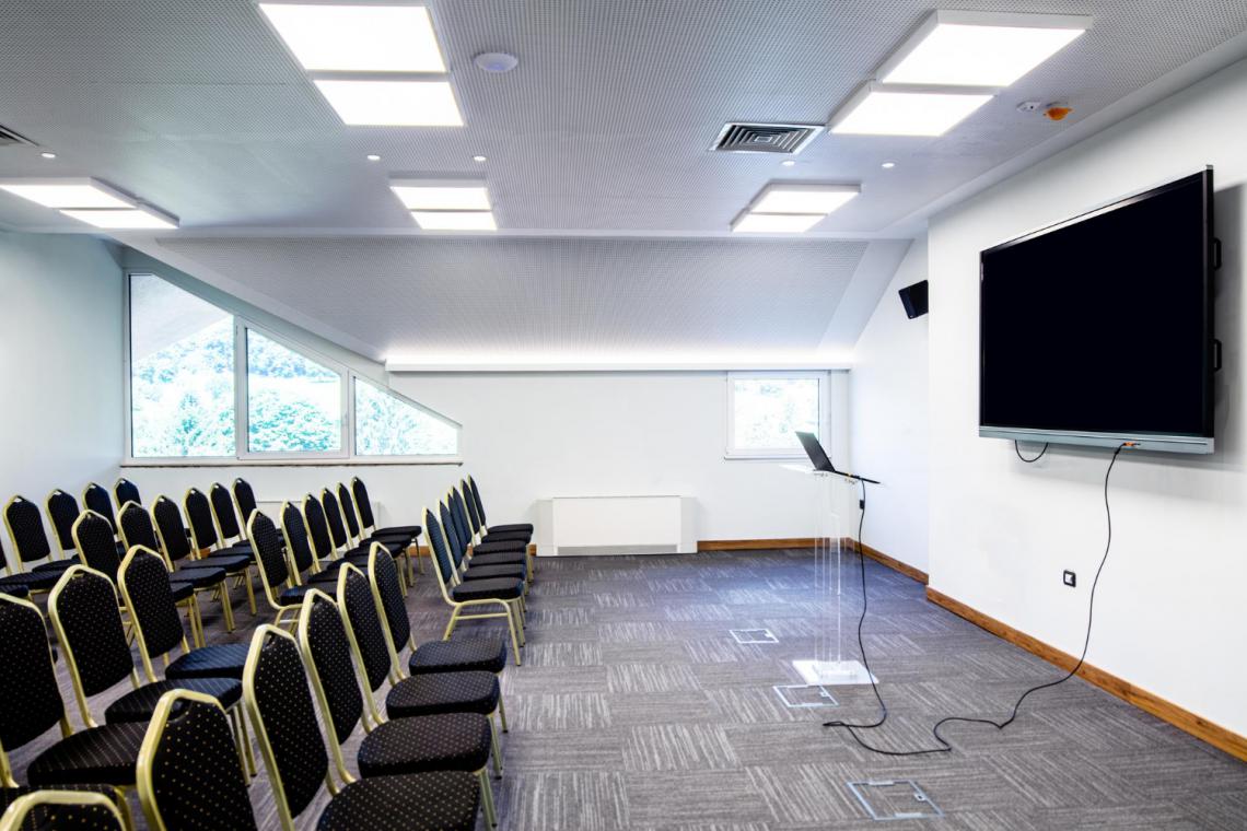 sala konferencyjna w hotelu